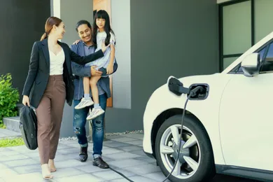 Quelles garanties d’assurance auto souscrire pour une voiture de famille ?